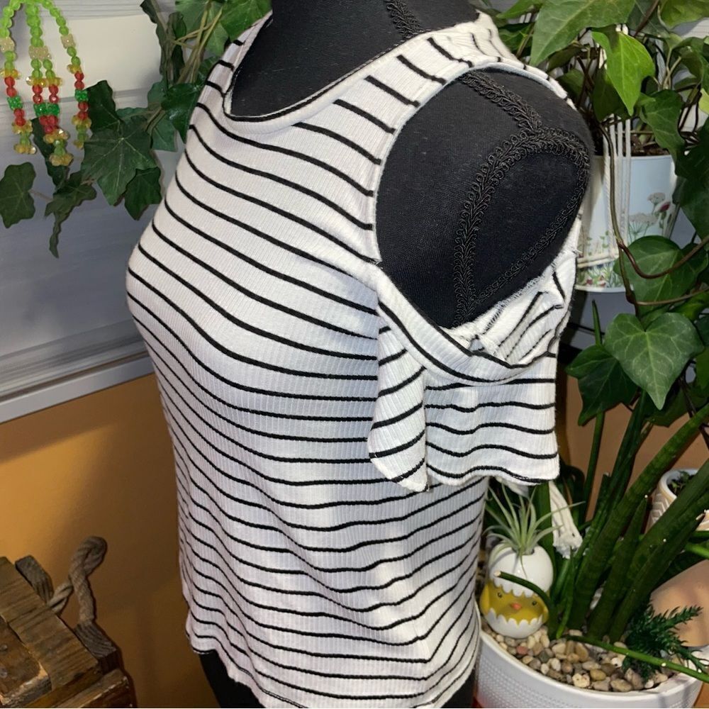 Aeo black white stripe soft n sexy rib Cold shoulder with flutter sleeve